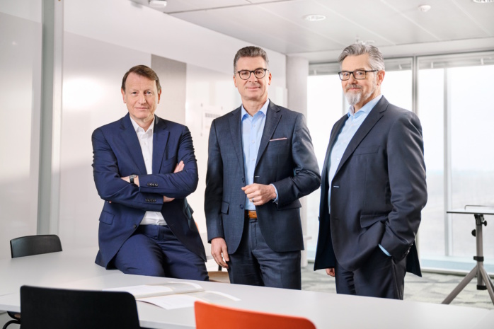 VNG-Vorstand: Ulf Heitmüller, CEO, VNG AG; Bodo Rodestock, Vorstandsmitglied Finanzen & Personal, VNG AG, Hans-Joachim Polk. Vorstandsmitglied Infrastruktur & Technik, VNG AG. Foto: Jeibmann Photographik/ T. Pros