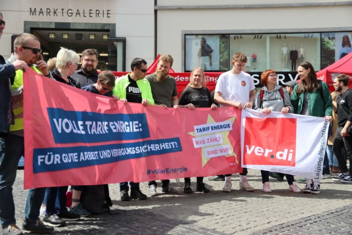 Gewerkschaftskundgebung auf dem Leipziger Marktplatz am 1. Mai. Foto: Michael Freitag