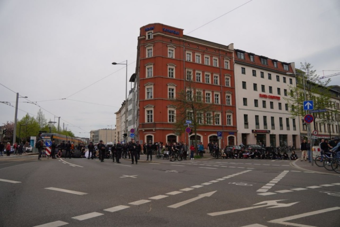 Blockade am Johannisplatz. Foto: Gregor Wünsch