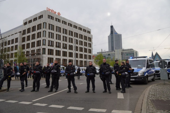 Polizeiabsperrung. Foto: Gregor Wünsch