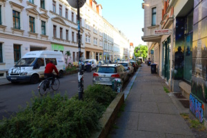 Die Merseburger Straße. Foto: Ralf Julke