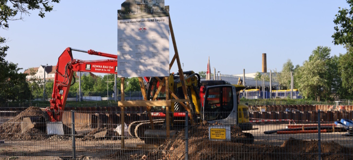 Baustelle der neuen Geschäfststelle von RB Leipzig an der Capastraße im Mai 2023. Foto: Ralf Julke