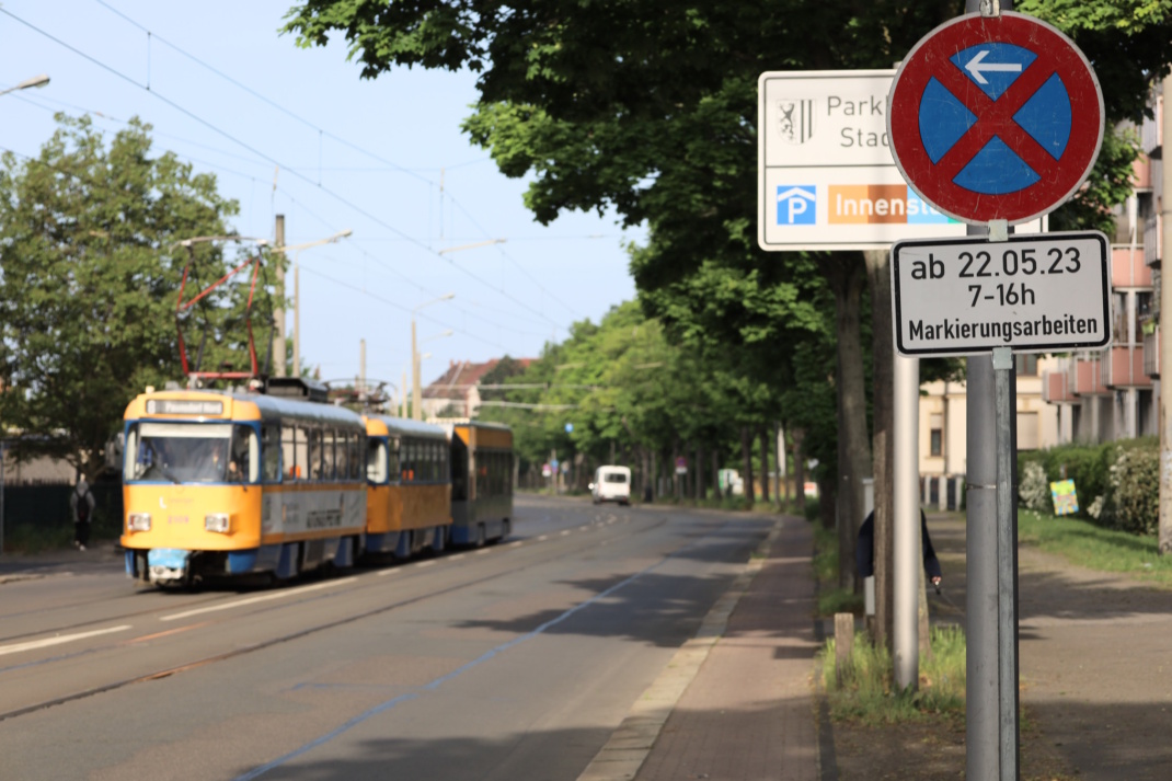 Ab 22. Mai wird der Radfahrstreifen auf der Riesaer Straße markiert. Foto: Ralf Julke