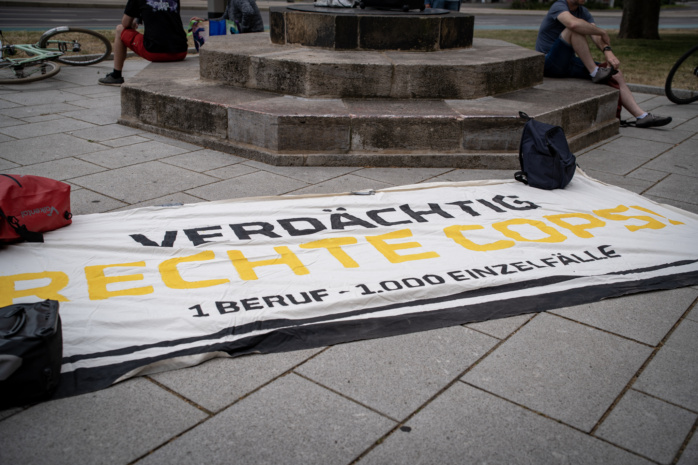 Kundgebung vor dem Neuem Rathaus zur Debatte über den 03.06 im Stadtrat. Foto: Ferdinand Uhl