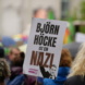 Protestplakat gegen Björn Höcke.