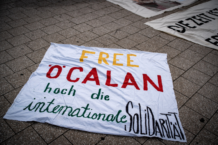 „Freiheit für Öcalan“ - Demonstration (Kurdistan Tage Leipzig) Foto: Ferdinand Uhl
