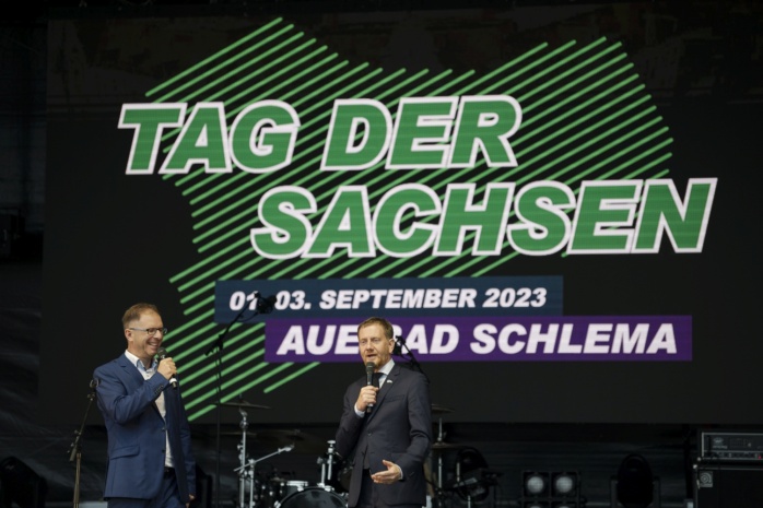 Ministerpräsident Michael Kretschmer eröffnete den Tag der Sachsen in Aue Bad Schlema. Foto: Pawel Sosnowski