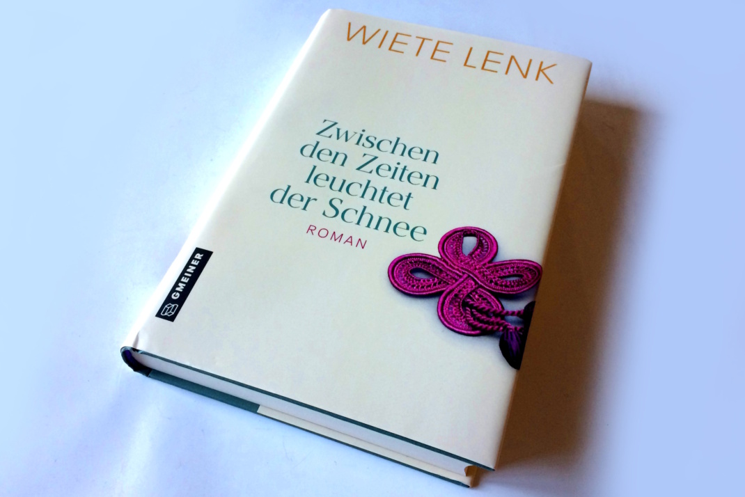 Wiete Lenk: Zwischen den Zeiten leuchtet der Schnee. Foto: Ralf Julke