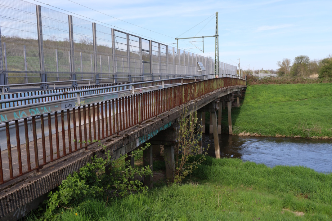 Blick auf den Nahlesteg.