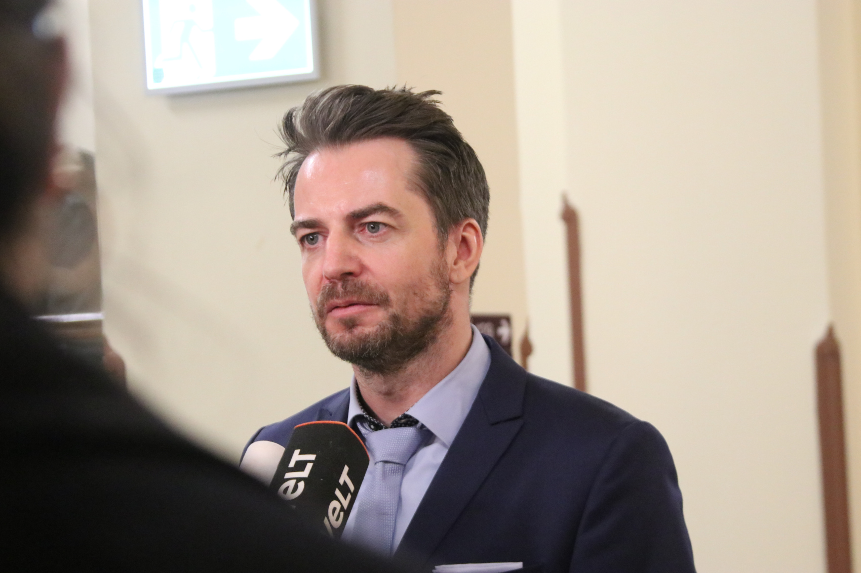 Anwalt Alexander Stevens, einer von Ofarims vier Verteidigern, nach Abschluss des Prozesses: Auch die Anwälte hatten Ofarim geraten, den Weg der Verfahrenseinstellung zu gehen. Foto: Lucas Böhme