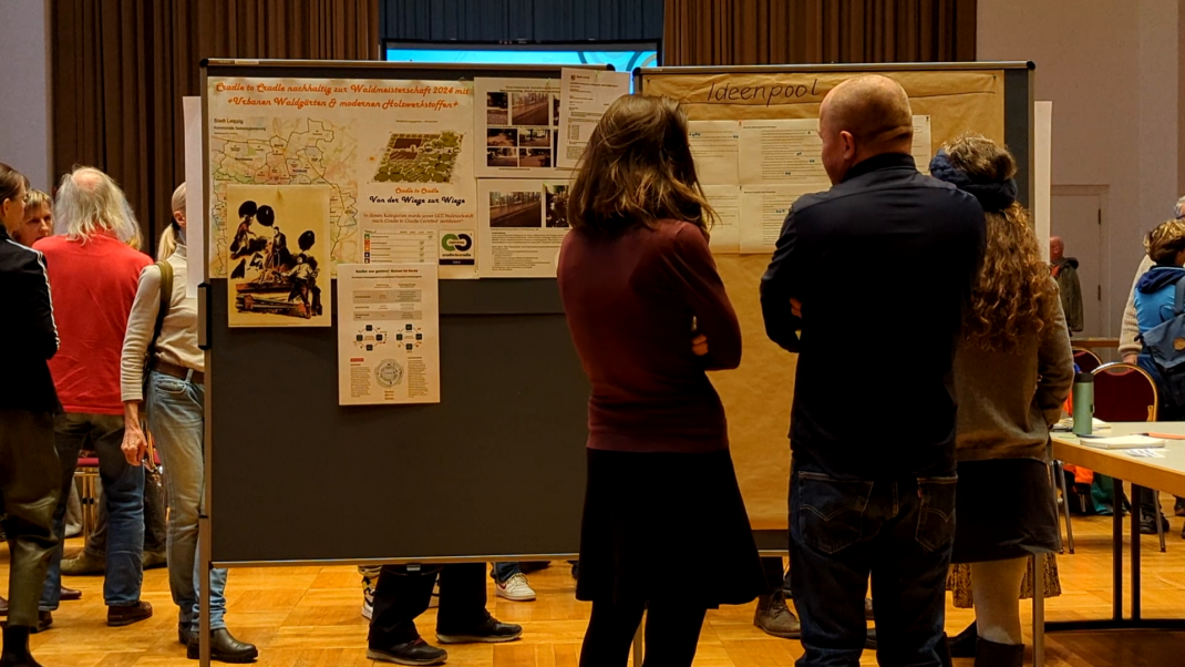 Mehr als 70 Bürger*innen nahmen am Bürgerforum teil. Foto: Yaro Allisat