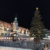 Altes Rathaus und Weihnachtsbaum.