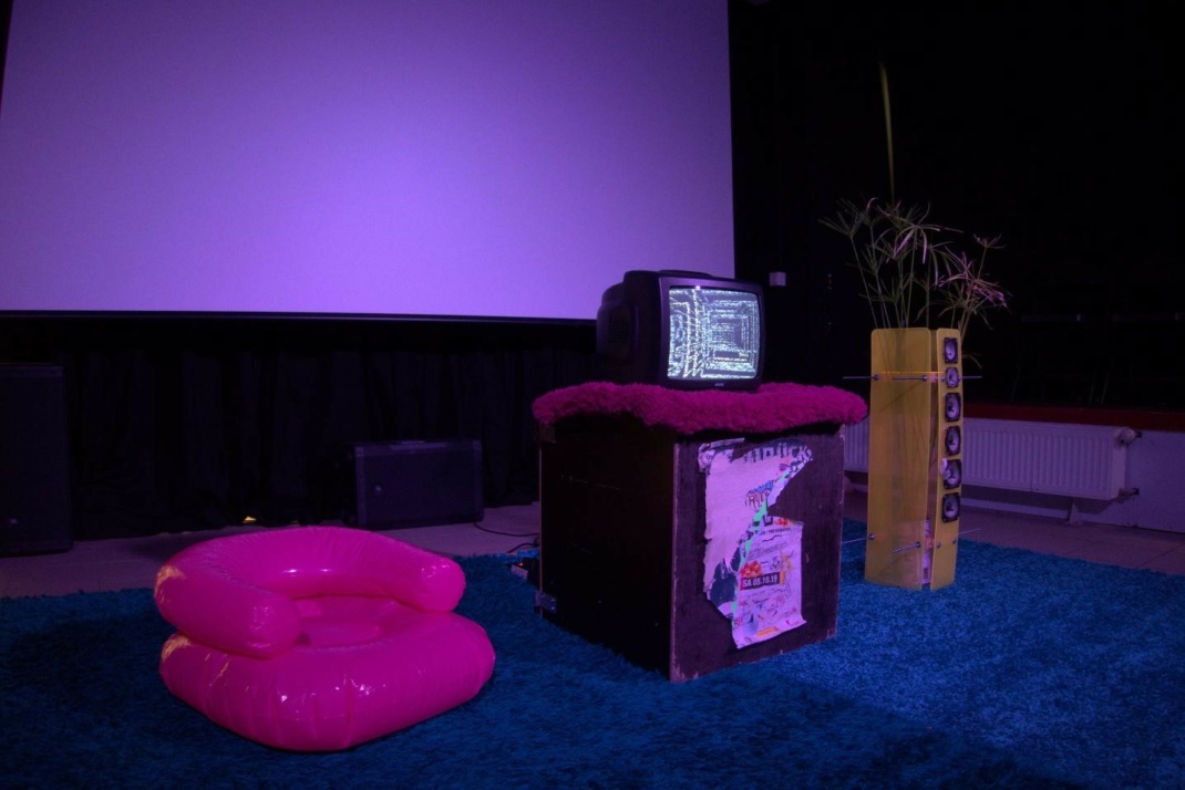 Installationsansicht BACK H0ME! © Cinémathèque Leipzig