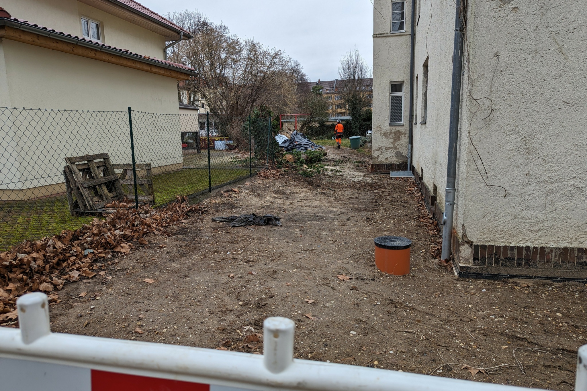 Stötteritz Wieder gab es Baumfällungen trotz Anwohnerprotests + Video