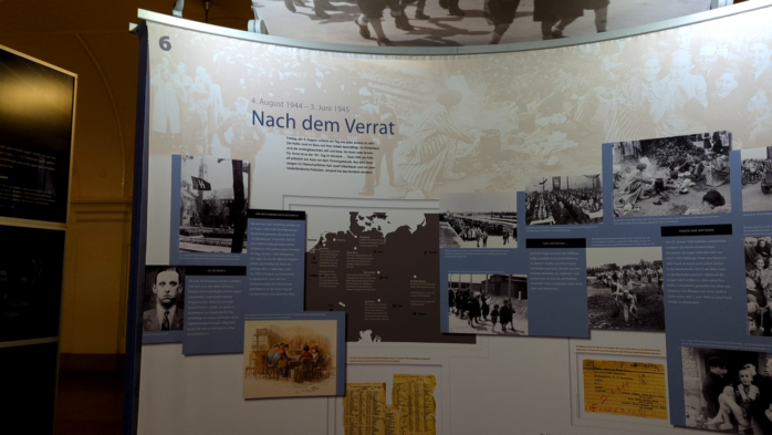 Die Ausstellung "Deine Anne" ist kostenfrei im Neuen Rathaus zugänglich. Foto: Yaro Allisat