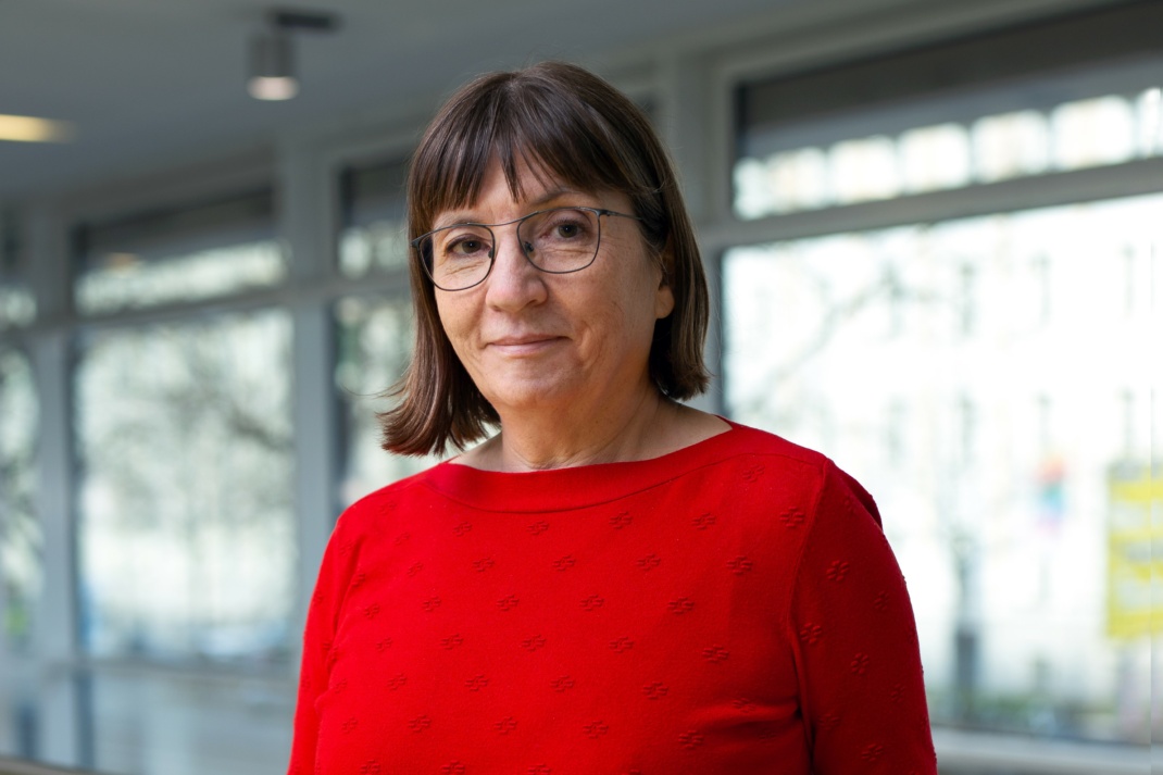 Prof. Dr. Anke Bucher hat als Professorin für Angewandte Mechanik langjährige Erfahrungen in der Erforschung oberflächennaher Geothermie. Foto: Immo Fattroth / HTWK Leipzig