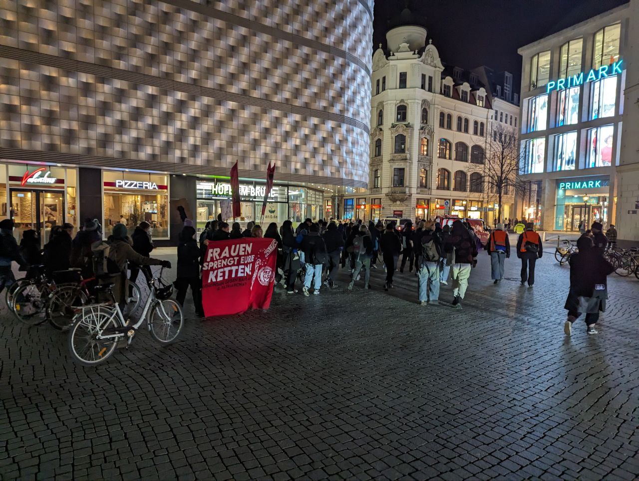 Die Demo am Donnerstagabend in der City. Foto: Yaro Allisat