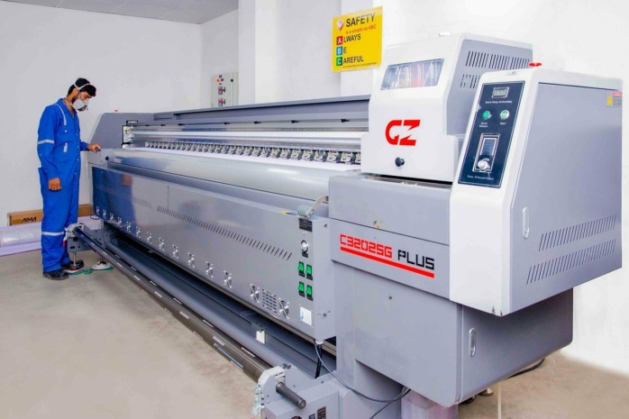 Industrieller Digitaldruck. Foto: <a href="https://pixabay.com/de/photos/maschine-drucker-uniform-maske-8344200/" target="_blank" rel="noopener">Khizar_110 via pixabay</a>Nachhaltiger Druck