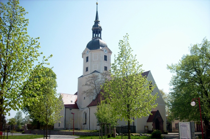 Stadtkirche Brandis (Jwaller, CC BY-SA 3.0, https://commons.wikimedia.org/w/index.php?curid=16598189)