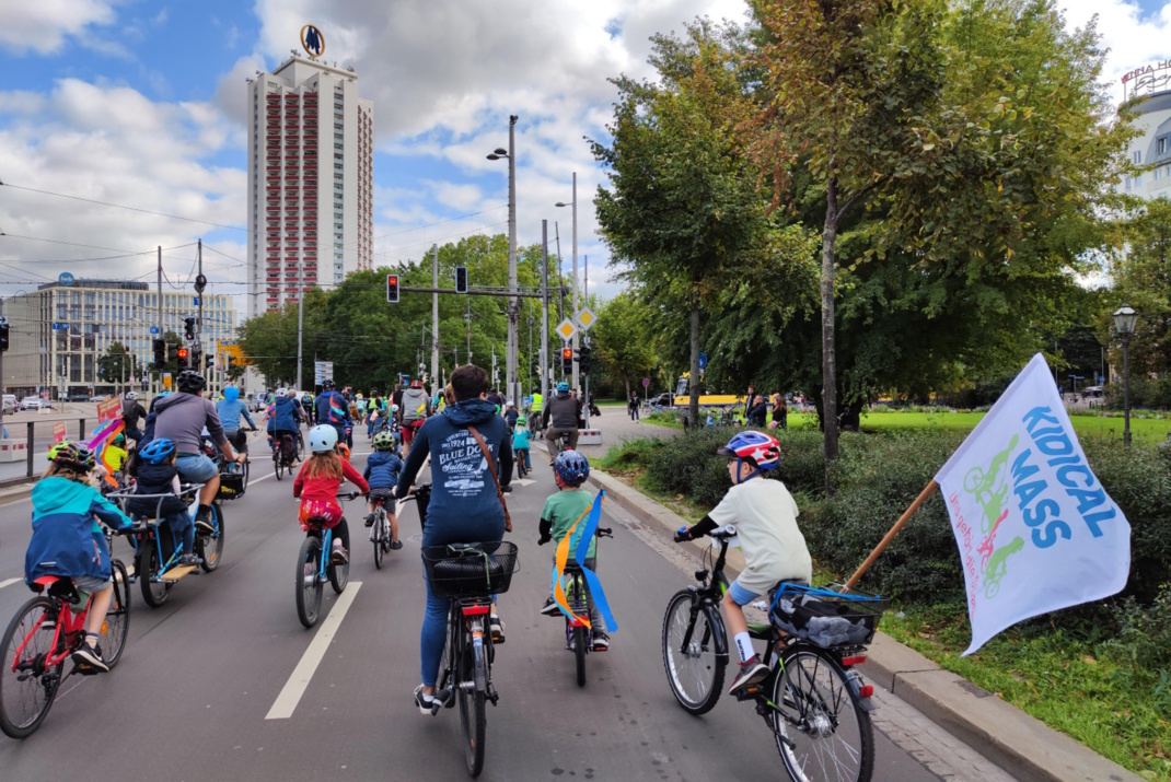 Die Kidical Mass auf dem Innenstadtring.