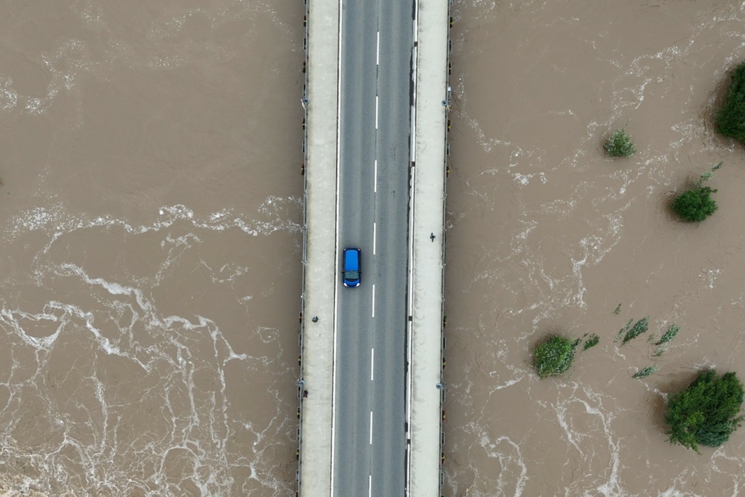 Die Hochwasserlage bleibt durch neue Regenfälle am kommenden Wochenende vorerst angespannt. Quelle: WetterOnline