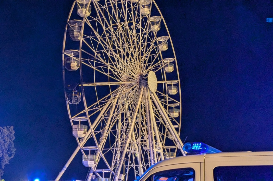 Auf dem Highfield-Festival geriet das Riesenrad in Flammen. Foto: LZ