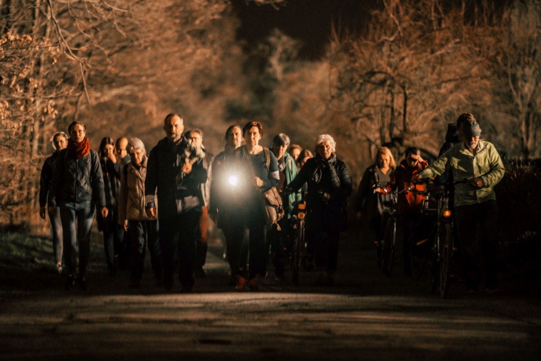 Schneeblumen-Gedenkweg. Nächtliche Erinnerungen. Foto: Tom Thiele