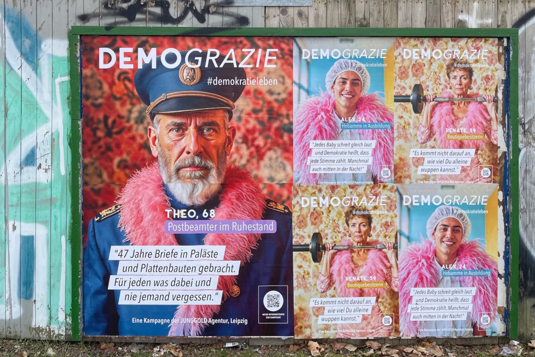 KI-generierte Aktionsplakate mit Personenporträts.