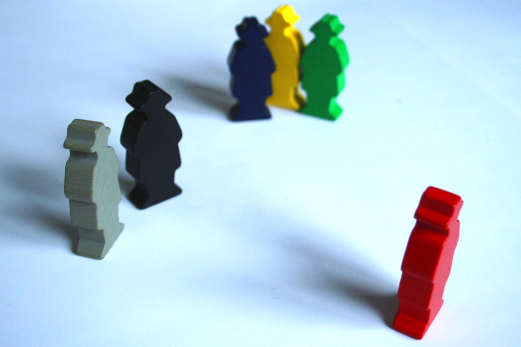 Symbolische Spielfiguren.