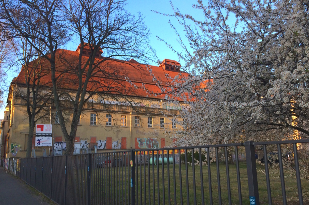 Das historische Stadtbad in der Eutritzscher Straße. Außenaufnahme.