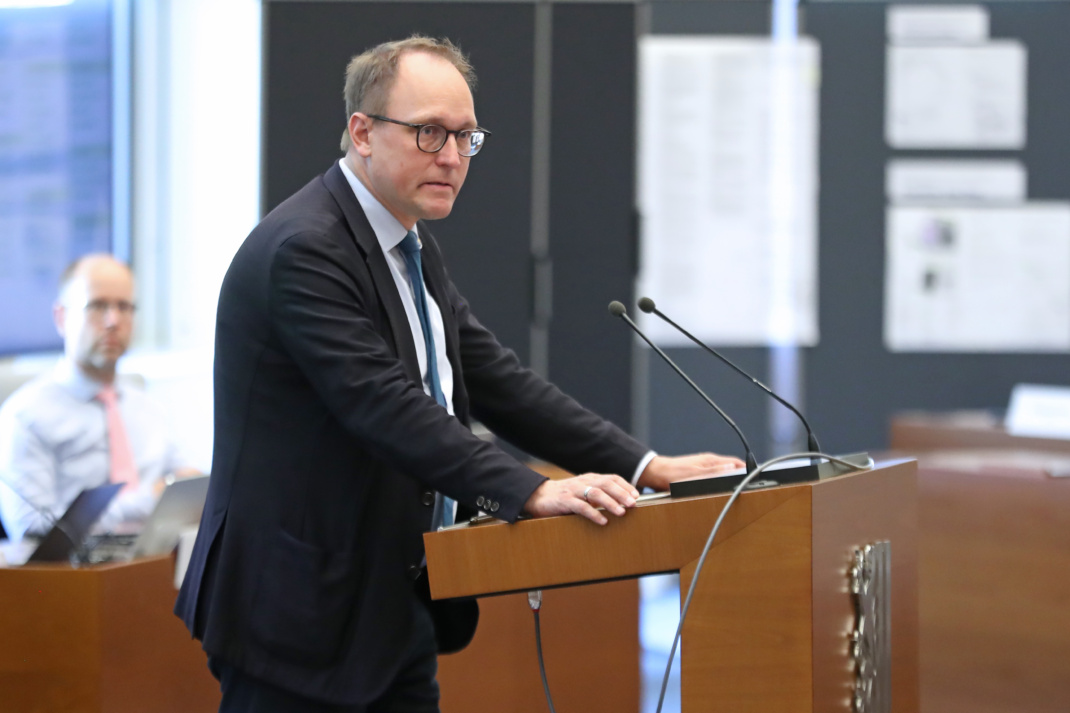 Ulrich Hörning (SPD), Bürgermeister für Allgemeine Verwaltung, im Leipziger Stadtrat am 25.06.25.