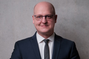 Henning Homann, Vorsitzender der SPD Sachsen, Porträtaufnahme.