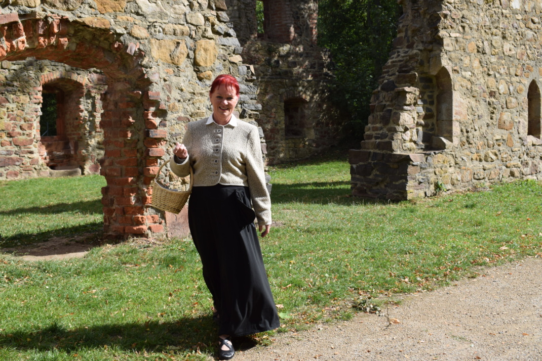 Martina Hättasch als Katharina von Bora am Kloster Nimbschen © Natalie Rieche