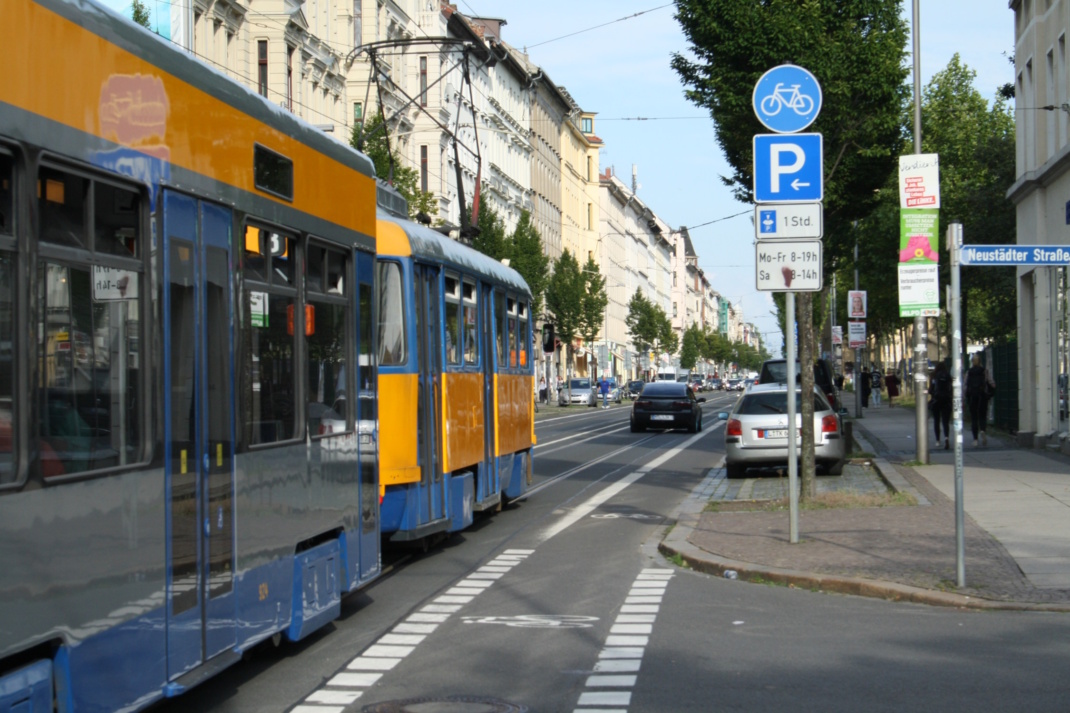 Straßenbahn in der Eisenbahnstraße.