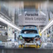 Einmillionster Macan auf der Produktionsstrecke in Leipzig. Foto: Porsche