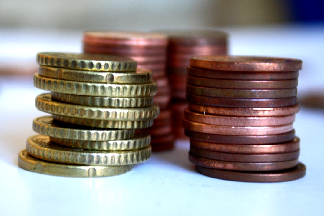 Gestapelte Centmünzen, Nahaufnahme.