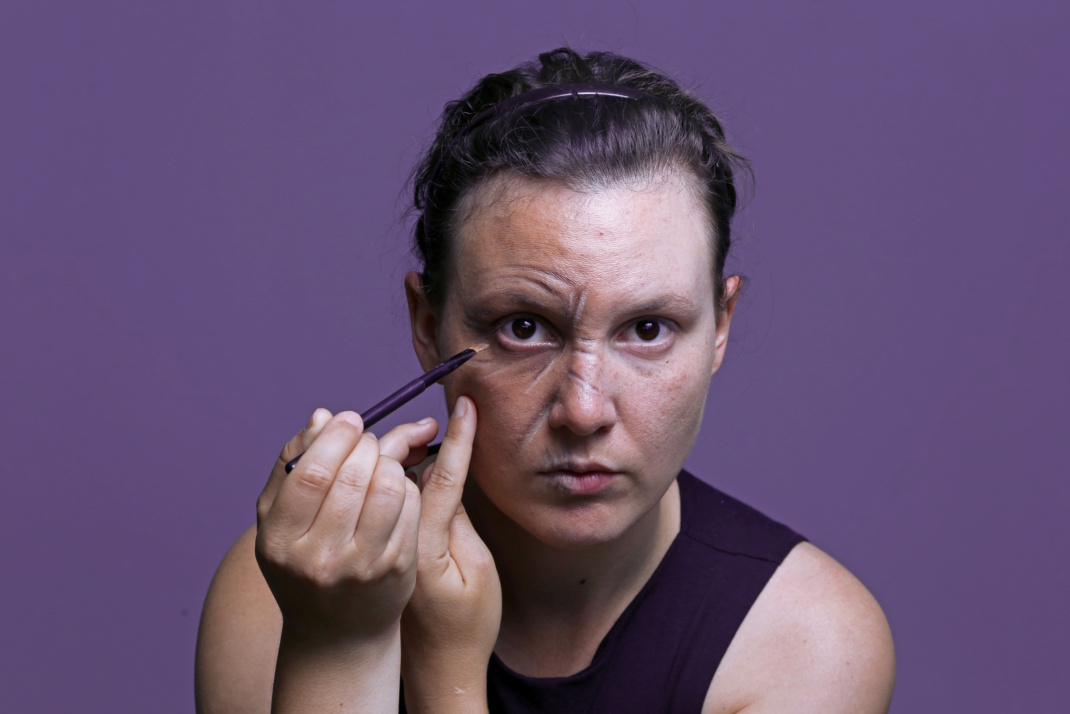 DAS ÜZ: Eine Arbeiterin. Foto: Mathias Schäfer