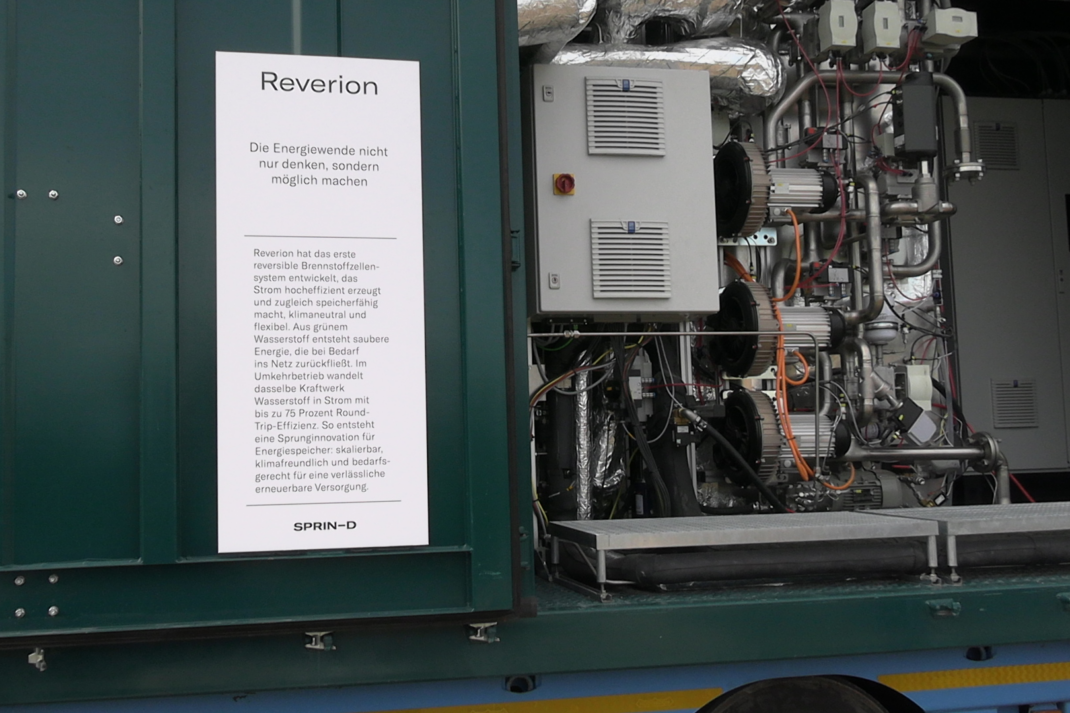 Reversibles Kraftwerk von Reverion (Pilotanlage) auf dem SPRIND-Hoffest. Foto: Thomas Köhler