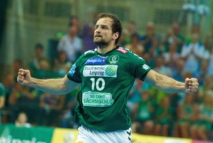 Thomas Oehlrich hilft gegen Kiel aus. Quelle: SC DHfK Archiv