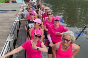 Die UKL-Blutbank lädt alle Interessierten im „Pinktober“ dazu ein, Blut zu spenden und die Aufwandsentschädigung für die Blutspende den „Pink Dragons“ zu überlassen. Bild: Pink Dragons