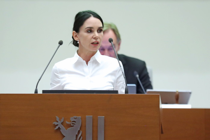 Der-Stadtrat-tagte-Wann-fahren-Leipzigs-Taxis-endlich-elektrisch-durch-die-Stadt-