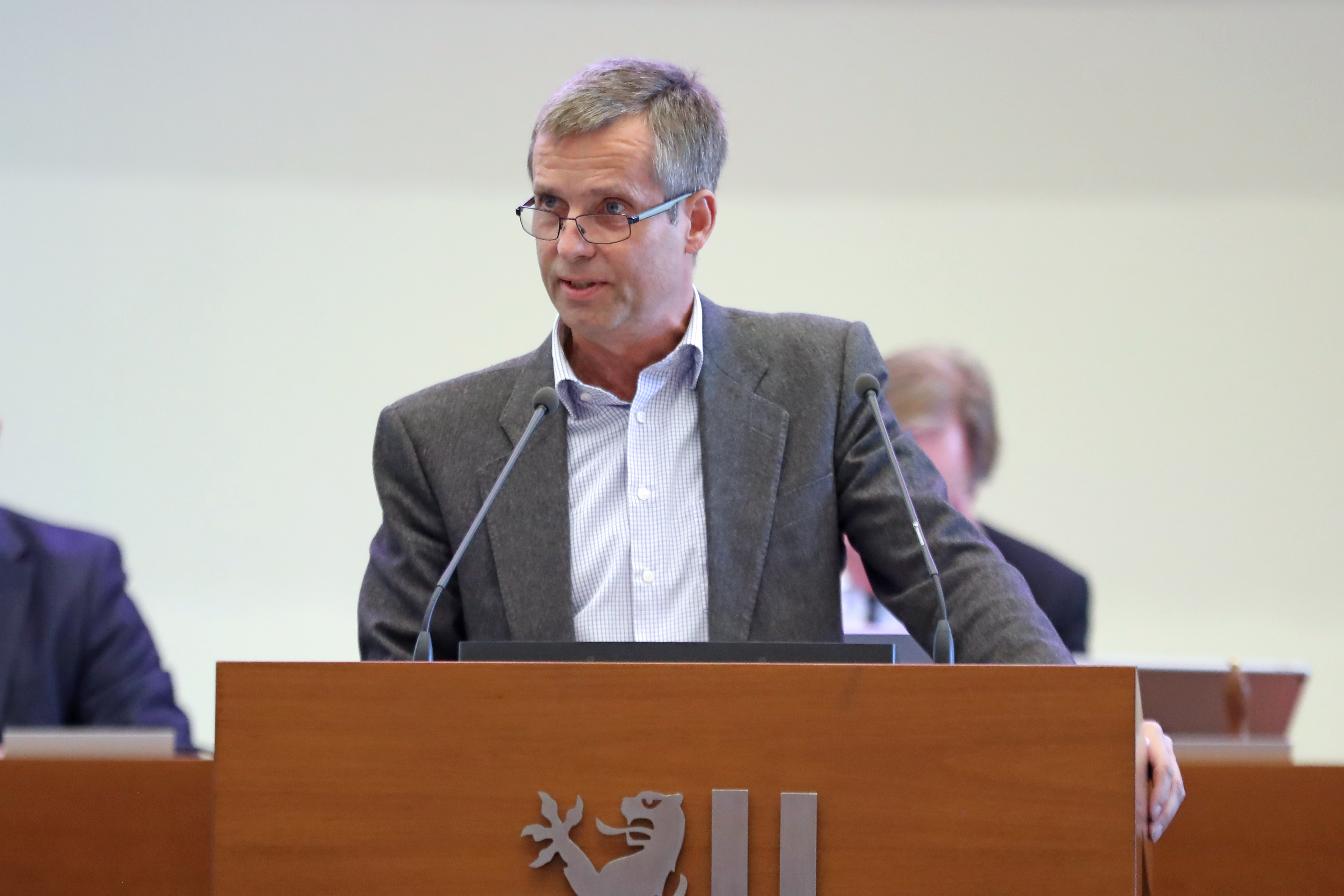 Udo Bütow (AfD) im Leipziger Stadtrat am 29.10.25. Foto: Jan Kaefer