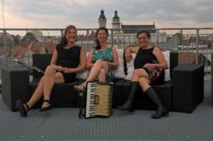 Das Leipziger Trio RADA Synergica ist mit Weltmusik an diesem Abend dabei. Promofoto