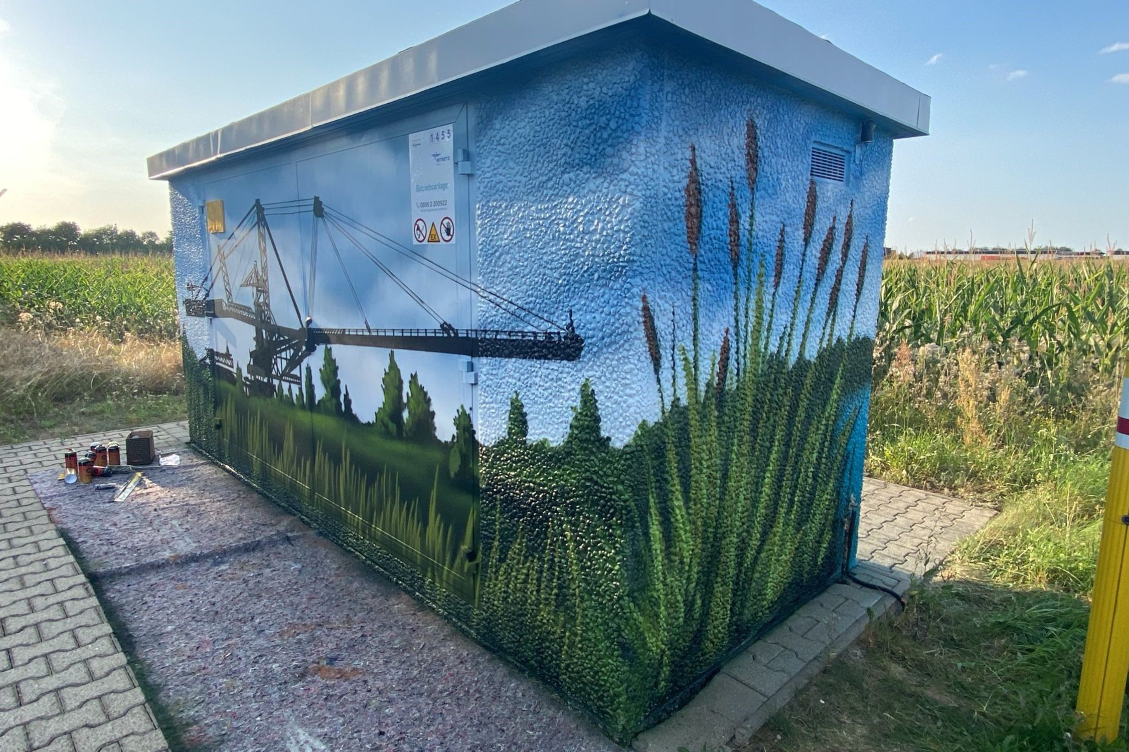 Graffiti-f-r-die-Gasdruckregelanlagen-MITNETZ-GAS-lie-Ortsnetzanlagen-im-S-draum-Leipzig-gestalten