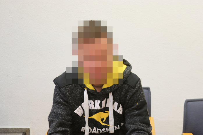 Aus-dem-Gerichtssaal-Krach-unter-Hundehaltern-endet-erneut-mit-Bew-hrungsstrafe