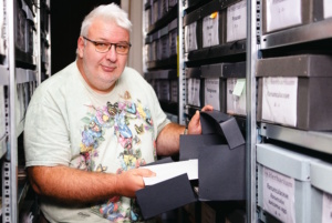 Botaniker Karl Heyde im Archiv.