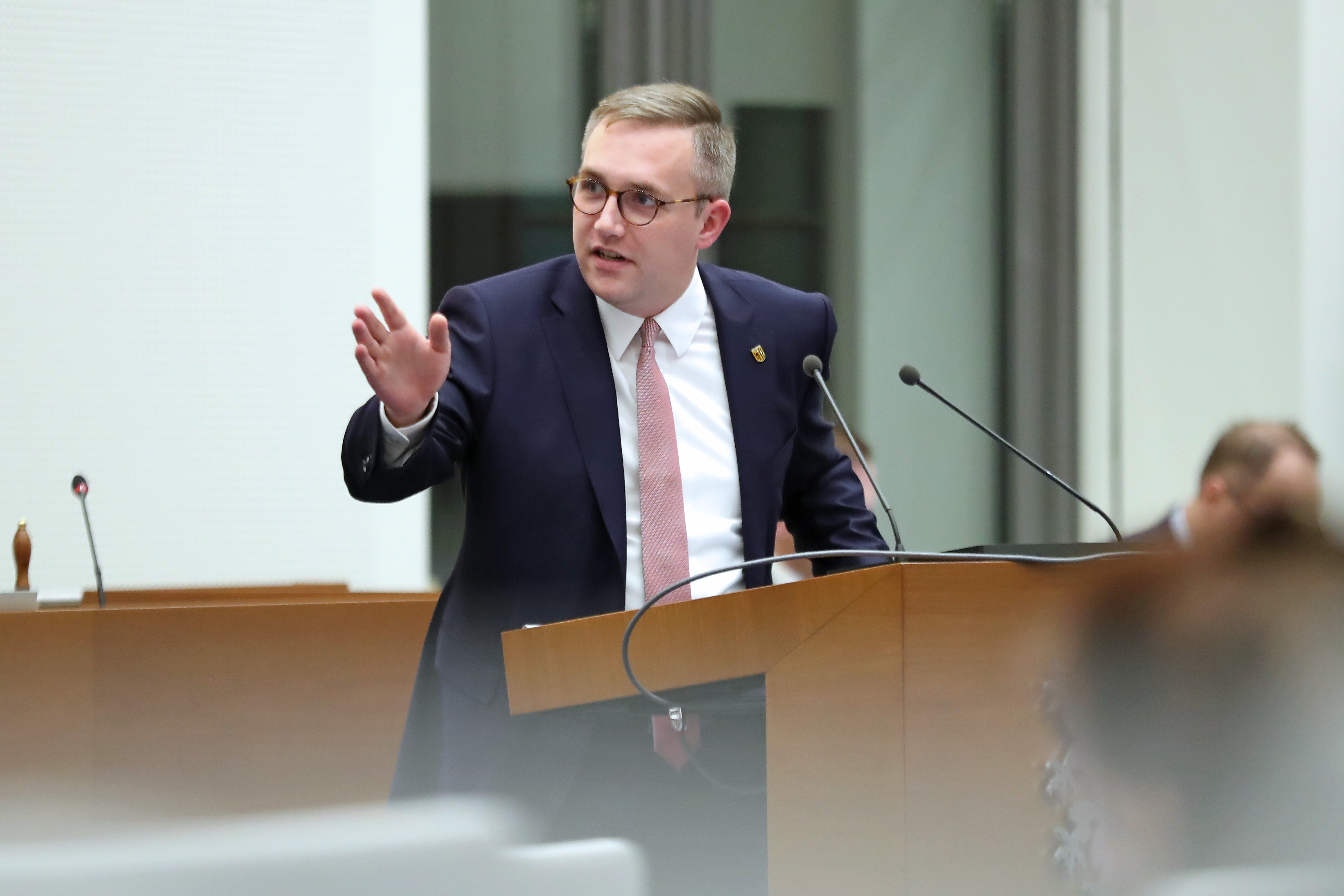 Herr Lucas Schopphoven (CDU) im Leipziger Stadtrat am 26.11.2025. Foto: Jan Kaefer