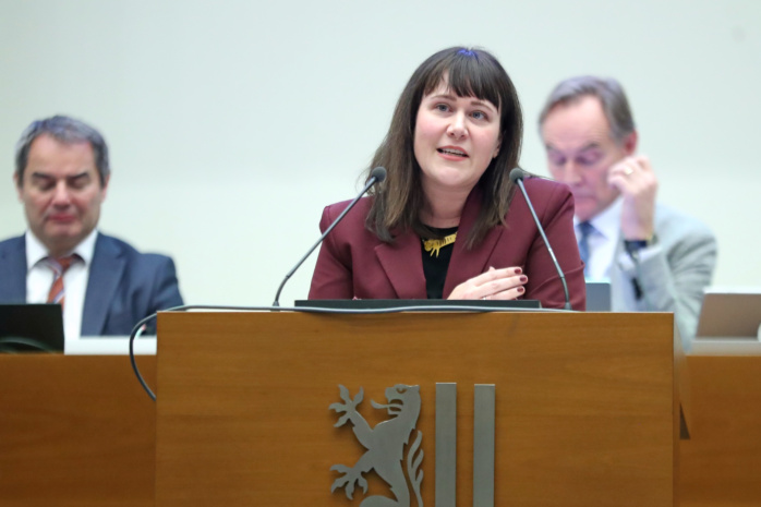 Der-Stadtrat-tagte-Wie-k-nnten-die-200-Tiefgaragenpl-tze-im-Kaufhaus-Held-zur-Quartiersgarage-werden-Video