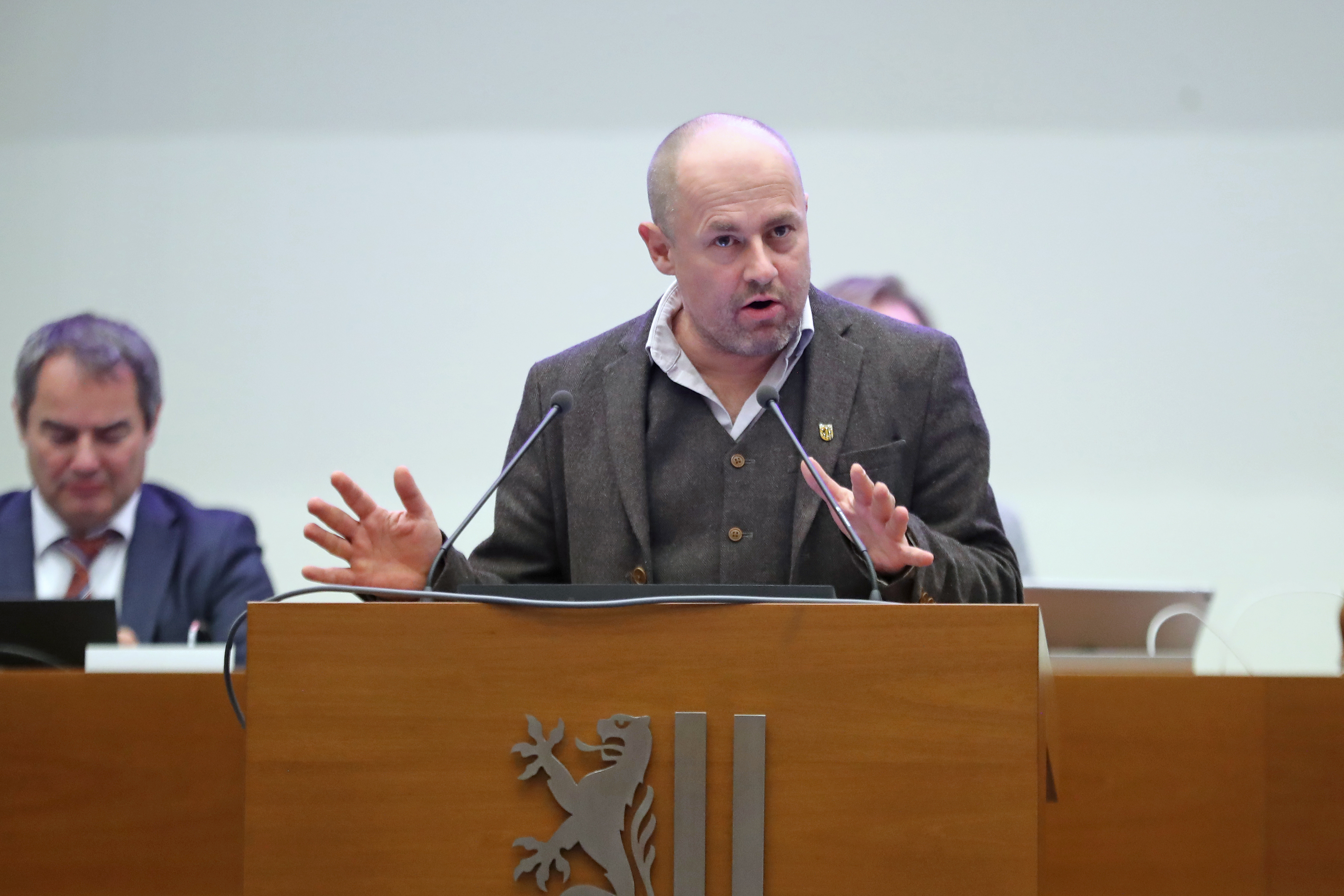 Herr Tobias Peter (Bündnis 90/Die Grünen) im Leipziger Stadtrat am 26.11.2025. Foto: Jan Kaefer