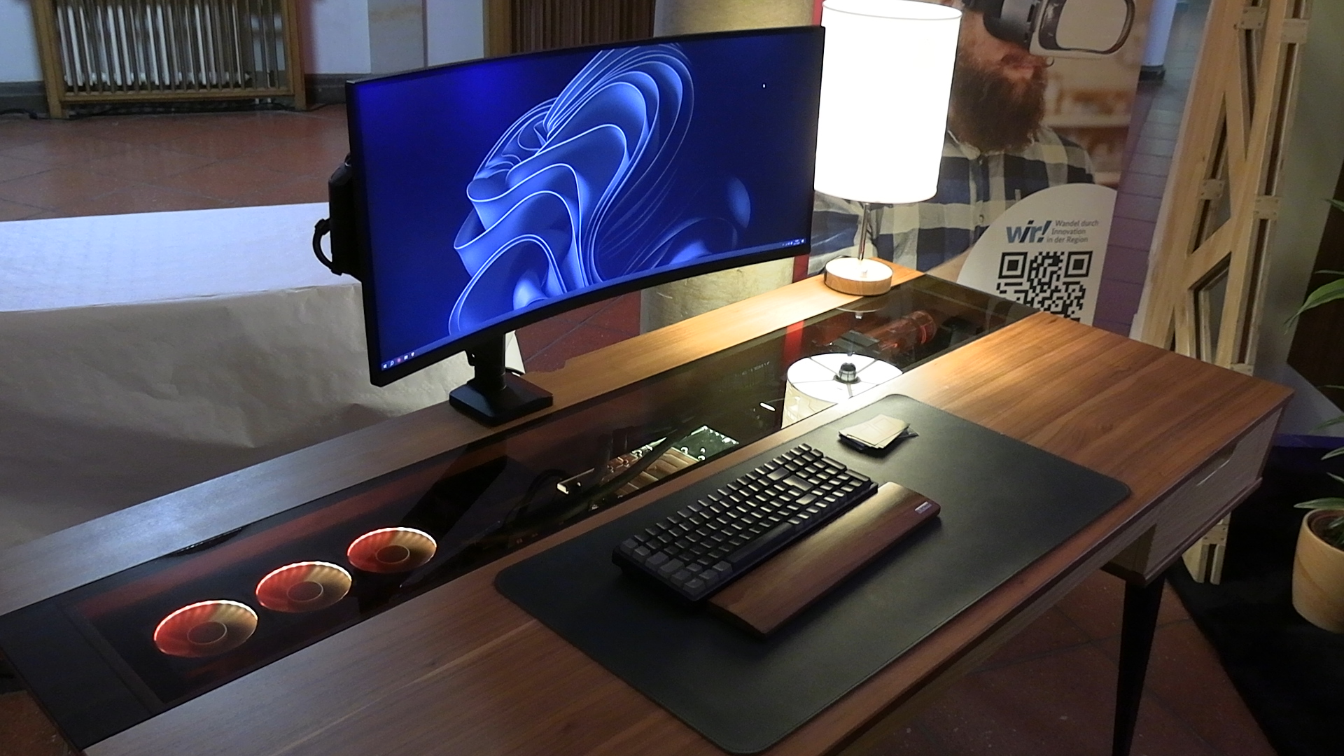 Schreibtisch neu interpretiert der Start-up Werkstatt. Foto: Thomas Köhler